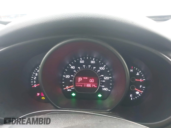 2015 Kia Soul with VIN KNDJN2A20F7782883, listed as a IAAI auction lot 41864247 with 118,614 mi miles and . Bid and sale history available at DreamBid. Image 7.