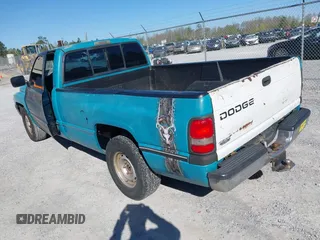 1997 Dodge Ram 1500 with VIN 1B7HC16Y6VS148615, listed as a IAAI auction lot 41852710 with 253,322 mi miles. Bid and sale history available at carsss.com. Image 3.