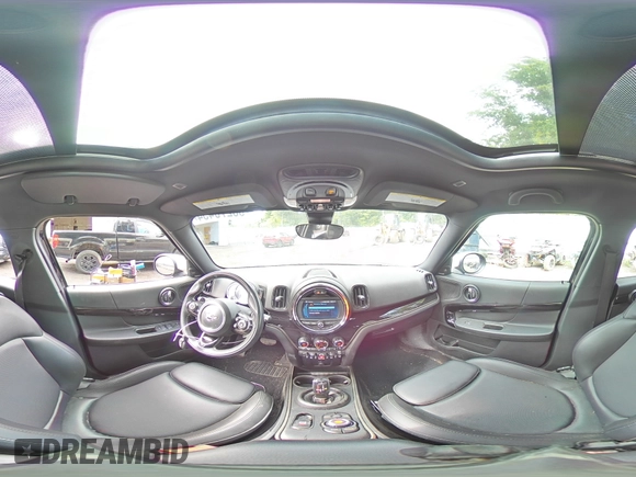 2020 MINI Countryman Cooper S with VIN WMZYX1C06L3L48761, listed as a Copart auction lot 68270454 with 23,940 mi miles and Salvage Title. Bid and sale history available at carsss.com. Image 14.