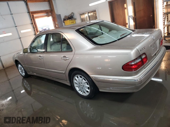 2000 Mercedes-Benz E 320 with VIN WDBJF65J8YB148175, listed as a Copart auction lot 78756544 with 79,192 mi miles and Salvage Title. Bid and sale history available at DreamBid. Image 2.