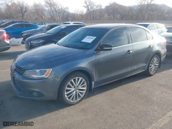 2013 Volkswagen Jetta Sedan TDI w/Premium with VIN 3VWLL7AJ4DM385146, listed as a IAAI auction lot 41888888 with 167,775 mi miles. Bid and sale history available at carsss.com. Image 18.
