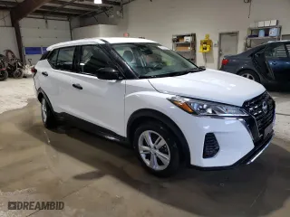 2024 Nissan Kicks S with VIN 3N1CP5BV2RL527703, listed as a Copart auction lot 51947525 with 10,981 mi miles and Salvage Title. Bid and sale history available at carsss.com. Image 4.
