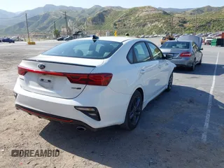 2020 Kia Forte GT-Line with VIN 3KPF34AD1LE260672, listed as a IAAI auction lot 39477221 with 54,542 mi miles. Bid and sale history available at carsss.com. Image 4.