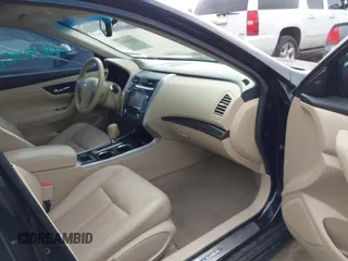 2014 Nissan Altima SL with VIN 1N4AL3AP5EN211669, listed as a IAAI auction lot 41698563 with 116,612 mi miles and . Bid and sale history available at DreamBid. Image 5.