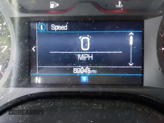 2019 Chevrolet Camaro 1LT z VIN 1G1FA1RX1K0127249, wystawiony jako IAAI lot #42240323 z przebiegiem 69 945 mil mil oraz . Historia ofert i sprzedaży dostępna na DreamBid. Obrazek 16.
