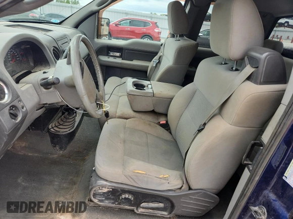 2008 Ford F-150 XLT z VIN 1FTPX14V38FC16407, wystawiony jako Copart lot #58005985 z przebiegiem 255 560 mil mil oraz Nie do naprawy • Non repairable. Historia ofert i sprzedaży dostępna na DreamBid. Obrazek 7.