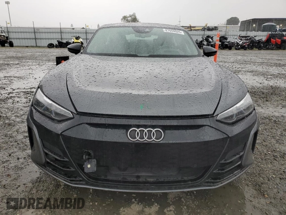 2022 Audi e-tron GT Prestige z VIN WAUEJBFW6N7000932, wystawiony jako Copart lot #47444025 z przebiegiem 35 614 mil mil oraz Szkoda całkowita • Salvage title. Historia ofert i sprzedaży dostępna na DreamBid. Obrazek 5.