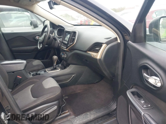 2016 Jeep Cherokee Altitude with VIN 1C4PJMAS8GW220688, listed as a IAAI auction lot 41797430 with 218,631 mi miles and . Bid and sale history available at DreamBid. Image 5.