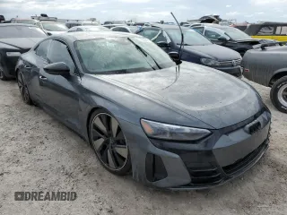 2023 Audi e-tron GT Prestige z VIN WAUEJBFW3P7006724, wystawiony jako Copart lot #74274464 z przebiegiem Nie podano mil oraz Nie do naprawy. Historia ofert i sprzedaży dostępna na DreamBid. Obrazek 4.