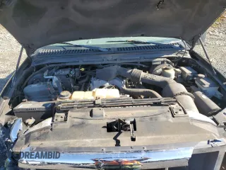 1999 Ford F-250 XL z VIN 1FTNX21LXXEB35442, wystawiony jako Copart lot #46939875 z przebiegiem 193 275 mil mil oraz Szkoda całkowita • Salvage title. Historia ofert i sprzedaży dostępna na DreamBid. Obrazek 11.