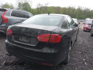 2012 Volkswagen Jetta SE с VIN 3VWDP7AJ4CM338027, выставлен на аукционе IAAI как лот 42198943 с пробегом 158 644 миль миль и . История ставок и продаж доступна на DreamBid. Изображение 14.