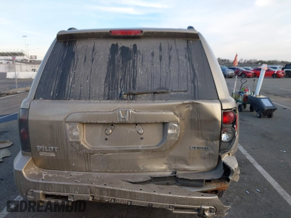 2007 Honda Pilot EX-L with VIN 2HKYF18667H509331, listed as a IAAI auction lot 41453510 with 228,746 mi miles and . Bid and sale history available at DreamBid. Image 16.