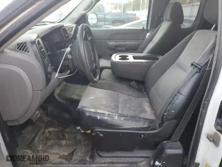 2008 Chevrolet Silverado 1500 Work Truck with VIN 1GCEC19X18Z195861, listed as a Copart auction lot 42697685 with 113,782 mi miles and Salvage Title. Bid and sale history available at carsss.com. Image 7.