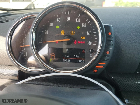 2017 MINI Clubman Cooper with VIN WMWLU1C3XH2F28772, listed as a Copart auction lot 55287104 with 40,188 mi miles and Salvage Title. Bid and sale history available at carsss.com. Image 9.