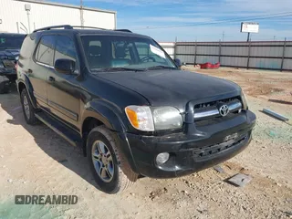 2006 Toyota Sequoia Limited with VIN 5TDZT38A96S273568, listed as a IAAI auction lot 41326055 with 121,353 mi miles and . Bid and sale history available at DreamBid. Image 1.