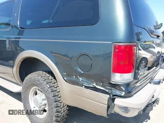 2001 Ford Excursion Limited z VIN 1FMNU43S41EA40094, wystawiony jako IAAI lot #42203605 z przebiegiem 113 220 mil mil oraz . Historia ofert i sprzedaży dostępna na DreamBid. Obrazek 6.