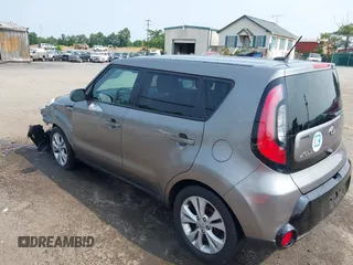 2016 Kia Soul + z VIN KNDJP3A57G7312166, wystawiony jako IAAI lot #42423704 z przebiegiem 106 619 mil mil oraz . Historia ofert i sprzedaży dostępna na DreamBid. Obrazek 3.