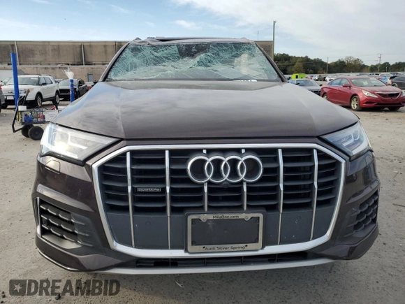 2020 Audi Q7 Premium z VIN WA1AXAF73LD006991, wystawiony jako Copart lot #75948974 z przebiegiem Nie podano mil oraz Szkoda całkowita • Salvage title. Historia ofert i sprzedaży dostępna na DreamBid. Obrazek 5.