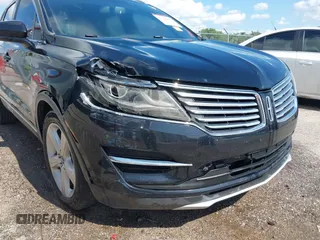 2017 Lincoln MKC Premiere с VIN 5LMCJ1C91HUL49790, выставлен на аукционе IAAI как лот 42422005 с пробегом 99 093 миль миль и . История ставок и продаж доступна на DreamBid. Изображение 6.