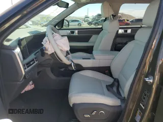 2024 Hyundai Santa Fe Hybrid Limited with VIN 5NMP3DG15RH011441, listed as a Copart auction lot 69892864 with 601 mi miles and Salvage Title. Bid and sale history available at carsss.com. Image 7.