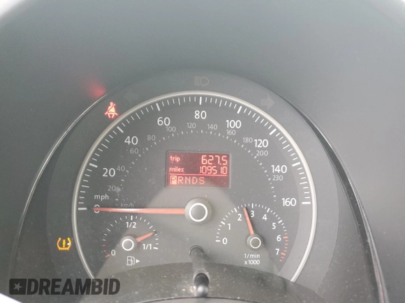 2008 Volkswagen Beetle with VIN 3VWFG31C98M518226, listed as a Copart auction lot 82025464 with 109,510 mi miles and Salvage Title. Bid and sale history available at DreamBid. Image 9.