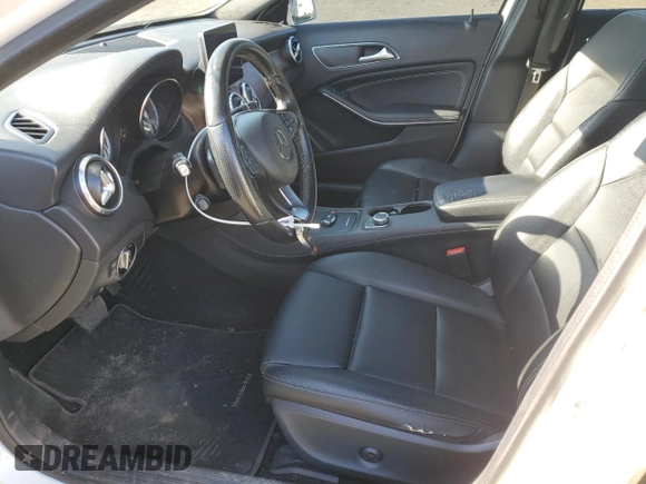 2016 Mercedes-Benz GLA 250 z VIN WDCTG4GB4GJ191895, wystawiony jako Copart lot #59024275 z przebiegiem 157 999 mil mil oraz Szkoda całkowita • Salvage title. Historia ofert i sprzedaży dostępna na DreamBid. Obrazek 7.
