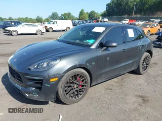 2018 Porsche Macan GTS z VIN WP1AG2A57JLB64544, wystawiony jako IAAI lot #42561773 z przebiegiem 59 400 mil mil oraz . Historia ofert i sprzedaży dostępna na DreamBid. Obrazek 17.