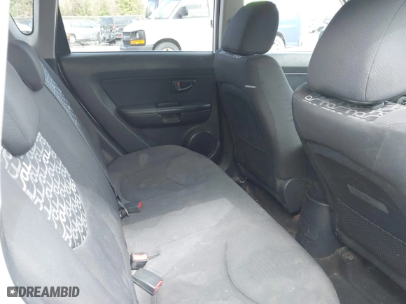 2010 Kia Soul + with VIN KNDJT2A22A7701882, listed as a IAAI auction lot 42064314 with 174,010 mi miles. Bid and sale history available at carsss.com. Image 8.