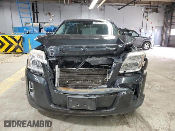 2013 GMC Terrain SLE z VIN 2GKFLREK8D6249809, wystawiony jako Copart lot #49715215 z przebiegiem 107 497 mil mil oraz Szkoda całkowita • Salvage title. Historia ofert i sprzedaży dostępna na DreamBid. Obrazek 5.