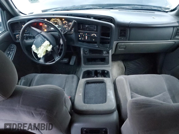 2004 Chevrolet Tahoe LS with VIN 1GNEK13VX4J220038, listed as a Copart auction lot 81907854 with 295,916 mi miles and Salvage Title. Bid and sale history available at carsss.com. Image 8.