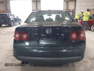 2009 Volkswagen Jetta SE с VIN 3VWRZ71K39M163576, выставлен на аукционе IAAI как лот 42249888 с пробегом 125 224 миль миль и . История ставок и продаж доступна на DreamBid. Изображение 16.