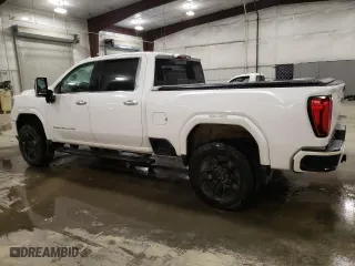 2020 GMC Sierra 3500HD Denali with VIN 1GT49WEY3LF254084, listed as a Copart auction lot 87234124 with 46,642 mi miles and Salvage Title. Bid and sale history available at carsss.com. Image 2.