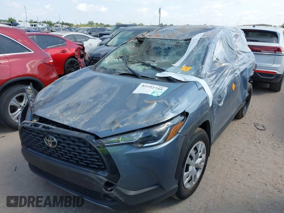2025 Toyota Corolla Cross L с VIN 7MUAAAAG0SV123032, выставлен на аукционе IAAI как лот 42292755 с пробегом Не указан миль и . История ставок и продаж доступна на DreamBid. Изображение 2.