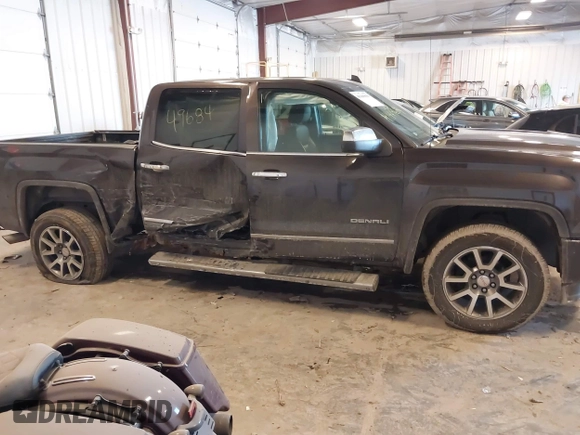 2015 GMC Sierra 1500 Denali with VIN 3GTU2WECXFG262355, listed as a IAAI auction lot 41449684 with 251,279 mi miles. Bid and sale history available at carsss.com. Image 13.