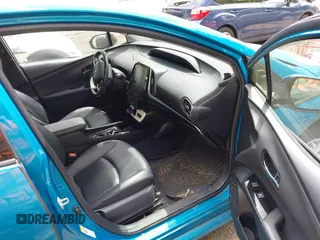 2017 Toyota Prius Plus z VIN JTDKARFP5H3006370, wystawiony jako IAAI lot #42247423 z przebiegiem 116 412 mil mil oraz . Historia ofert i sprzedaży dostępna na DreamBid. Obrazek 5.