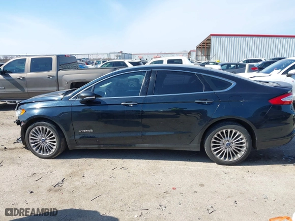 2014 Ford Fusion Titanium Hybrid with VIN 3FA6P0RU9ER111834, listed as a IAAI auction lot 41570337 with 121,099 mi miles. Bid and sale history available at carsss.com. Image 14.