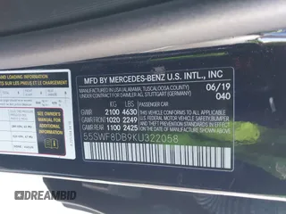 2019 Mercedes-Benz C 300 z VIN 55SWF8DB9KU322058, wystawiony jako IAAI lot #41387405 z przebiegiem 73 483 mil mil oraz . Historia ofert i sprzedaży dostępna na DreamBid. Obrazek 9.
