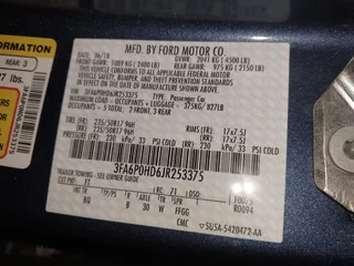 2018 Ford Fusion SE with VIN 3FA6P0HD6JR253375, listed as a IAAI auction lot 41945955 with 47,072 mi miles. Bid and sale history available at carsss.com. Image 9.
