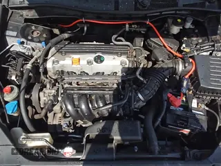 2010 Honda Accord LX z VIN 1HGCP2E39AA085005, wystawiony jako Copart lot #81122995 z przebiegiem 157 765 mil mil oraz Czysty tytuł • Clean title. Historia ofert i sprzedaży dostępna na DreamBid. Obrazek 14.