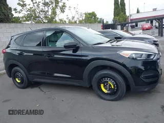 2017 Hyundai Tucson SE z VIN KM8J23A49HU528900, wystawiony jako IAAI lot #42368510 z przebiegiem 58 314 mil mil oraz . Historia ofert i sprzedaży dostępna na DreamBid. Obrazek 12.