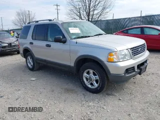 2003 Ford Explorer XLT with VIN 1FMZU73KX3UB34900, listed as a IAAI auction lot 41633312 with 110,460 mi miles. Bid and sale history available at carsss.com. Image 1.