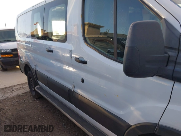 2018 Ford Transit with VIN 1FTYR1ZM6JKA46555, listed as a IAAI auction lot 42216565 with 212,024 mi miles and . Bid and sale history available at DreamBid. Image 13.