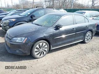 2013 Volkswagen Jetta Hybrid SE with VIN 3VW637AJ7DM259702, listed as a IAAI auction lot 41799247 with Not provided miles and . Bid and sale history available at DreamBid. Image 2.