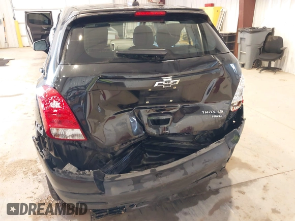 2015 Chevrolet Trax LS with VIN KL7CJPSB2FB094863, listed as a IAAI auction lot 41643953 with 118,456 mi miles. Bid and sale history available at carsss.com. Image 6.