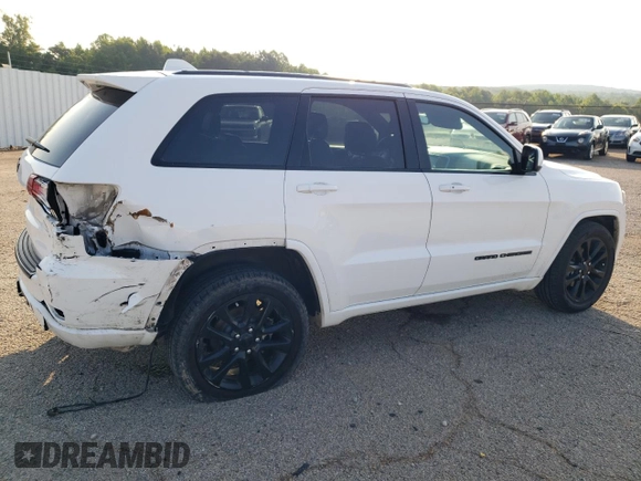 2017 Jeep Grand Cherokee Altitude with VIN 1C4RJEAG9HC702812, listed as a Copart auction lot 62423495 with 162,982 mi miles and Salvage title. Bid and sale history available at DreamBid. Image 3.