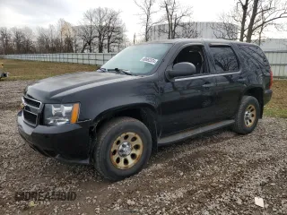 2013 Chevrolet Tahoe Commercial z VIN 1GNSK2E03DR300597, wystawiony jako Copart lot #80662324 z przebiegiem 155 211 mil mil oraz Szkody całkowita. Historia ofert i sprzedaży dostępna na DreamBid. Obrazek 1.