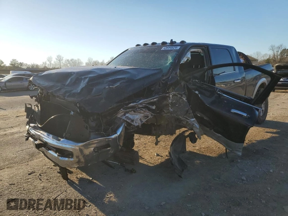 2018 Ram 2500 Big Horn z VIN 3C6UR5MLXJG246180, wystawiony jako Copart lot #43694524 z przebiegiem Nie podano mil oraz Szkoda całkowita • Salvage title. Historia ofert i sprzedaży dostępna na DreamBid. Obrazek 1.