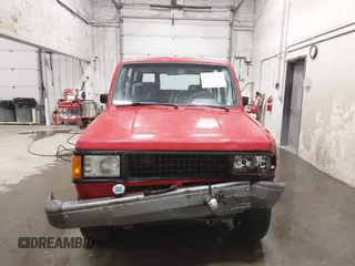 1991 Isuzu Trooper z VIN JACCH58R6M8905869, wystawiony jako IAAI lot #42394651 z przebiegiem 117 130 mil mil oraz . Historia ofert i sprzedaży dostępna na DreamBid. Obrazek 12.