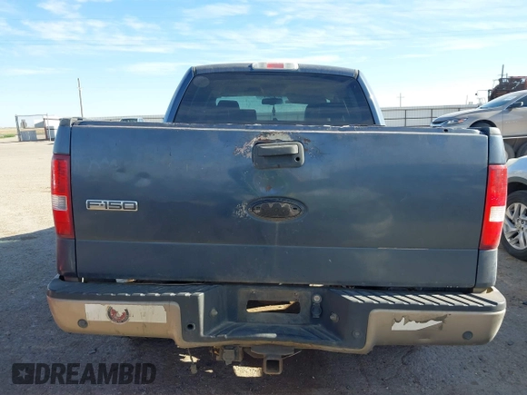 2006 Ford F-150 XLT z VIN 1FTPW14V56KD51329, wystawiony jako IAAI lot #42258454 z przebiegiem 266 152 mil mil oraz . Historia ofert i sprzedaży dostępna na DreamBid. Obrazek 16.