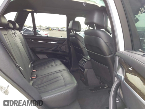 2017 BMW X5 xDrive50i с VIN 5UXKR6C3XH0J85028, выставлен на аукционе IAAI как лот 41889220 с пробегом 107 105 миль миль и . История ставок и продаж доступна на DreamBid. Изображение 8.